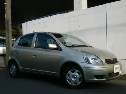 カタログ画像：ヴィッツ （VITZ） Ｆ Ｌパッケージ 2002年12月 UA-NCP15 1300cc シャンパンメタリック 燃費16.6km / l メイン（その他）