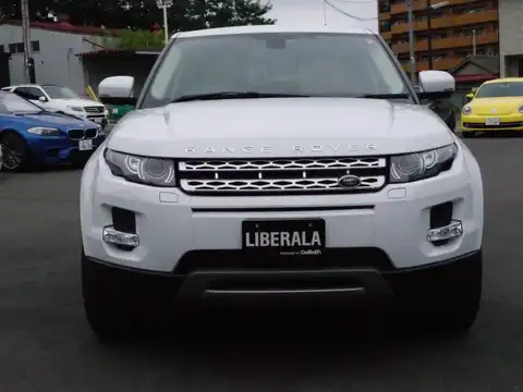 カタログ画像：レンジローバーイヴォーク （RANGE ROVER EVOQUE） プレステージ 2014年8月 CBA-LV2A 2000cc フジ・ホワイト 燃費10.6km / l フロント