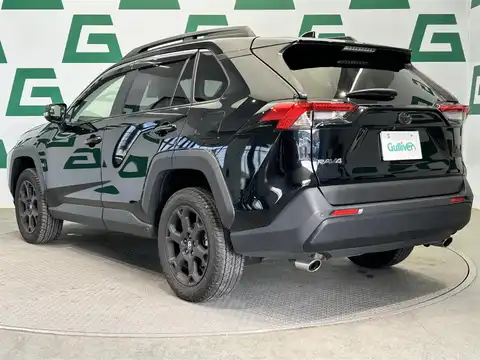 カタログ画像：ＲＡＶ４ （RAV4） アドベンチャー オフロードパッケージⅡ 2024年12月 6BA-MXAA54 2000cc アティチュードブラックマイカ×アーバンカーキ 燃費15.2km / l バック