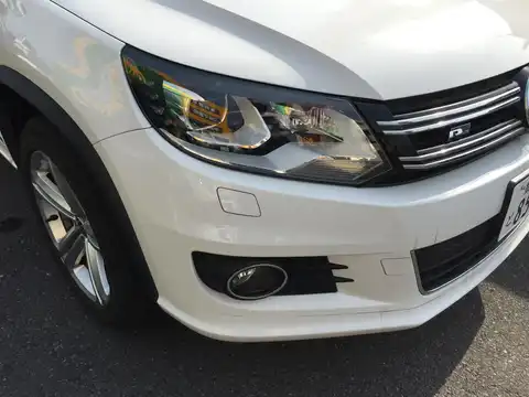 カタログ画像：ティグアン （TIGUAN） ＴＳＩ ブルーモーションテクノロジー 2014年4月 DBA-5NCTH 1400cc ピュアホワイト 燃費14.6km / l 外装