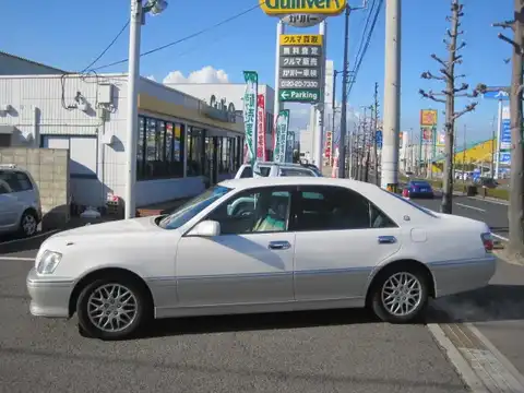 カタログ画像：クラウン （CROWN） アスリートＦｏｕｒ 2000年8月 TA-JZS173 2500cc ホワイトパールクリスタルシャイン 燃費9.2km / l 外装