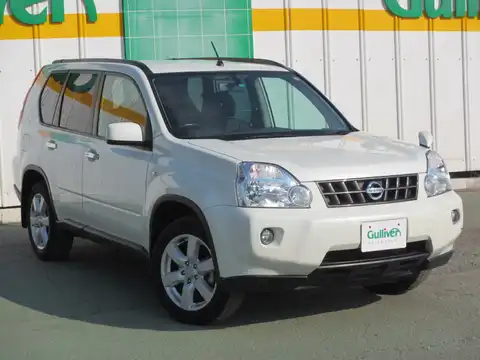 カタログ画像：エクストレイル （X-TRAIL） ２０Ｘtt 2009年12月 DBA-NT31 2000cc ホワイトパール（３Ｐ） 燃費13.2km / l メイン（その他）