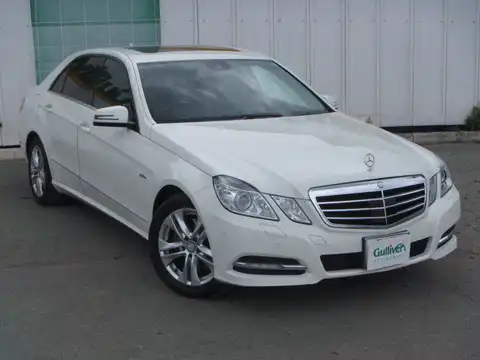 カタログ画像：Ｅクラス （E-CLASS） Ｅ３００ ブルーエフィシェンシー アバンギャルド 2012年5月 RBA-212055C 3500cc カルサイトホワイト（Ｓ） 燃費12.0km / l メイン（その他）