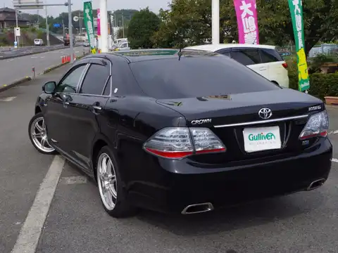 カタログ画像：クラウンハイブリッド （CROWN HYBRID） スペシャルエディション 2009年7月 DAA-GWS204 3500cc ブラック 燃費14.0km / l バック