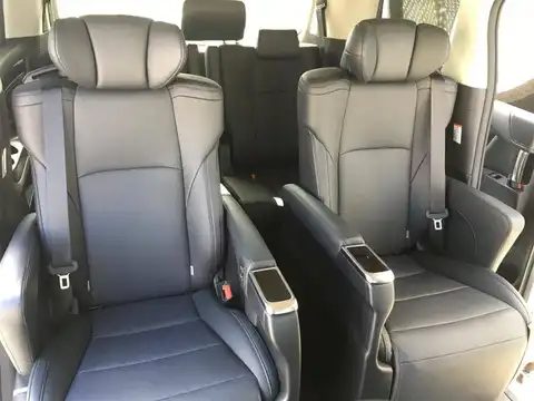 カタログ画像：ヴェルファイア （VELLFIRE） ３．５Ｚ Ｇ 2020年1月 3BA-GGH35W 3500cc ホワイトパールクリスタルシャイン 燃費9.6km / l 内装