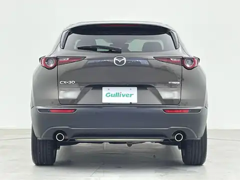 カタログ画像：ＣＸ－３０ （CX-30） ＸＤ ツーリング 2024年7月 3DA-DM8R 1800cc ポリメタルグレーメタリック 燃費18.7km / l バック