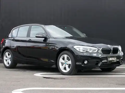 カタログ画像：１シリーズ （1 SERIES） １１８ｉ スポーツ 2015年5月 DBA-1A16 1600cc ブラック・サファイア（メタリック・カラー） 燃費16.6km / l メイン（その他）