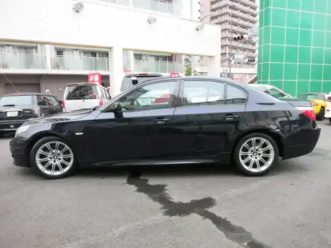 カタログ画像：５シリーズ （5 SERIES） ５３０ｉ Ｍスポーツパッケージ 2008年10月 ABA-NU30 3000cc 燃費9.4km / l 外装