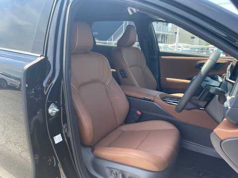 カタログ画像：クラウンエステート （CROWN ESTATE） ＲＳ 2025年3月 6LA-AZSH39W 2500cc ブラック 燃費20.0km / l 内装