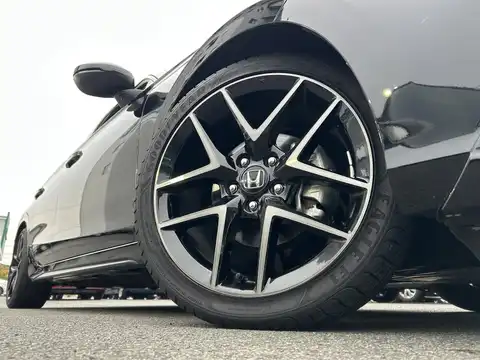 カタログ画像：シビック （CIVIC） ＥＸ 2023年7月 6BA-FL1 1500cc クリスタルブラック・パール 燃費16.3km / l タイヤ