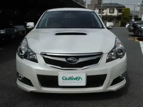 カタログ画像：レガシィツーリングワゴン （LEGACY TOURING WAGON） ２．５ＧＴアイサイト Ｓパッケージ 2011年6月 DBA-BR9 2500cc サテンホワイト・パール 燃費11.2km / l フロント