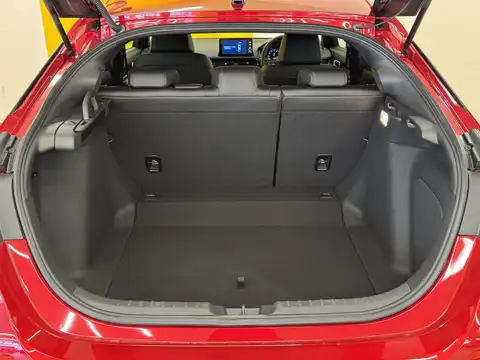 カタログ画像：シビック （CIVIC） タイプＲ レーシングブラックパッケージ 2025年9月 6BA-FL5 2000cc フレームレッド 燃費12.5km / l 内装