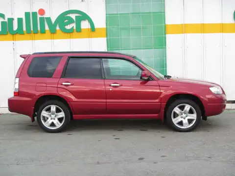 カタログ画像：フォレスター （FORESTER） ２．０ＸＳ 2005年1月 CBA-SG5 2000cc ガーネットレッド・パール 燃費13.6km / l 外装