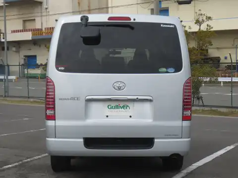 カタログ画像：レジアスエースバン （REGIUS ACE VAN） ＤＸ ＧＬパッケージ仕様車 2012年5月 LDF-KDH206V 3000cc シルバーマイカメタリック 燃費13.0km / l バック