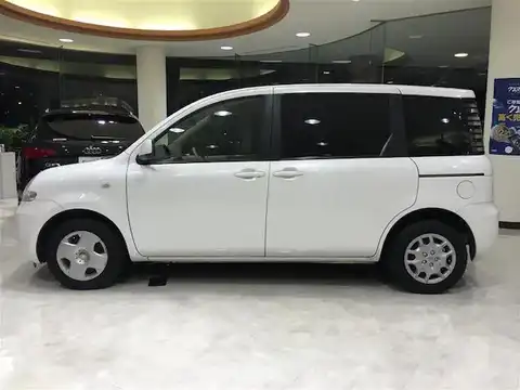 カタログ画像：シエンタ （SIENTA） Ｘ 2004年8月 CBA-NCP81G 1500cc ホワイトパールクリスタルシャイン 燃費18.6km / l 外装