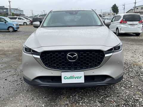 カタログ画像：ＣＸ－５ （CX-5） ２０Ｓ スマートエディション 2023年10月 6BA-KFEP 2000cc ロジウムホワイトプレミアムメタリック 燃費14.6km / l メイン