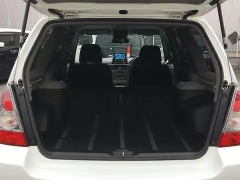 カタログ画像：フォレスター （FORESTER） ２．０Ｘ 2007年1月 CBA-SG5 2000cc ピュアホワイト 燃費13.0km / l 内装