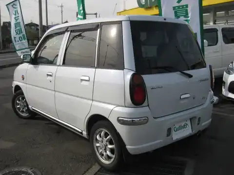 カタログ画像：プレオ・ネスタ （PLEO NESTA） ＲＧ 2001年10月 LA-RA1 660cc 燃費18.0km / l メイン