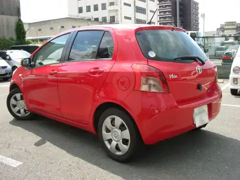 カタログ画像：ヴィッツ （VITZ） Ｕ 2007年1月 DBA-SCP90 1300cc スーパーレッドⅤ 燃費19.6km / l バック