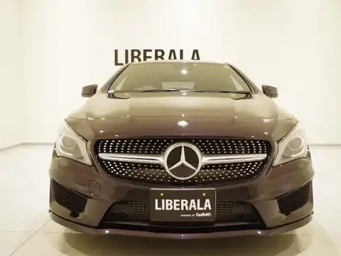 カタログ画像：ＣＬＡクラス シューティングブレーク （CLA-CLASS SHOOTING BRAKE） ＣＬＡ１８０ シューティングブレーク スポーツ 2015年6月 DBA-117942 1600cc ノーザンライツブラック（Ｍ） 燃費15.9km / l フロント