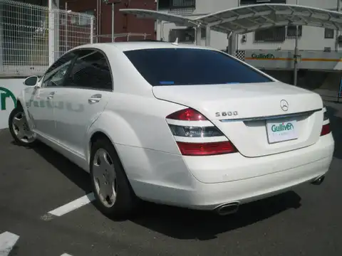 カタログ画像：Ｓクラス （S-CLASS） Ｓ６００ロング 2007年10月 ABA-221176 5500cc カルサイトホワイト（Ｓ） 燃費5.9km / l バック