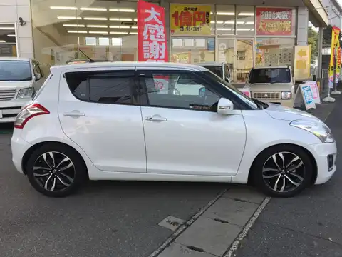 カタログ画像：スイフト （SWIFT） スタイル－ＤＪＥ 2014年6月 DBA-ZC72S 1200cc スノーホワイトパール 燃費26.4km / l 外装