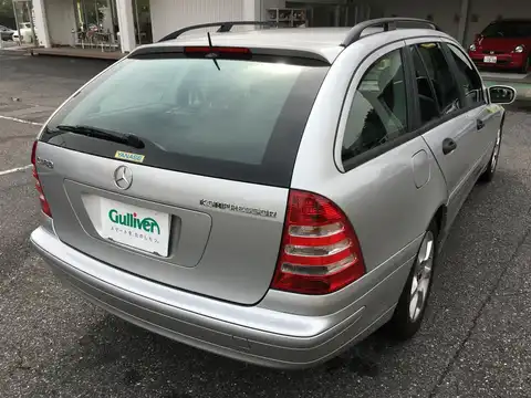 カタログ画像：Ｃクラスステーションワゴン （C-CLASS STATIONWAGON） Ｃ１８０コンプレッサー ステーションワゴン 2004年6月 GH-203246 1800cc キューバナイトシルバーorブリリアントシルバー 燃費10.4km / l バック