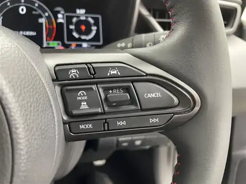 カタログ画像：ＧＲカローラ （GR COROLLA） ＲＺ 2022年12月 4BA-GZEA14H 1600cc プレシャスブラックパール 燃費12.4km / l 内装