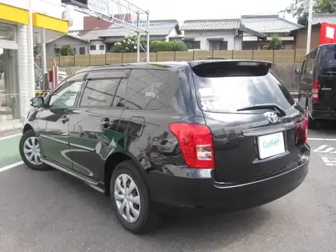 カタログ画像：カローラフィールダー （COROLLA FIELDER） １．８Ｓ エアロツアラー 2006年10月 DBA-ZRE144G 1800cc ブラックマイカ 燃費14.4km / l バック