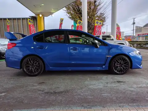 カタログ画像：ＷＲＸ ＳＴＩ （WRX STI） ＳＴＩ 2015年6月 CBA-VAB 2000cc ＷＲブルー・パール 燃費9.4km / l 外装