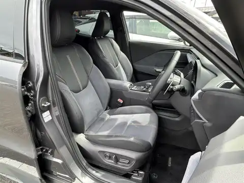 カタログ画像：ＬＢＸ （LBX） クール 2023年12月 6AA-MAYH10 1500cc ディープアズールマイカメタリック＆ブラック 燃費27.7km / l フロント