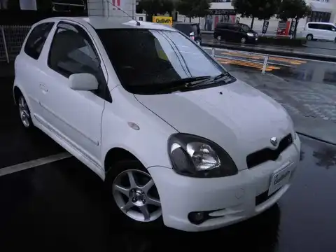 カタログ画像：ヴィッツ （VITZ） ＲＳ 2002年8月 UA-NCP10 1300cc 燃費18.0km / l メイン（その他）