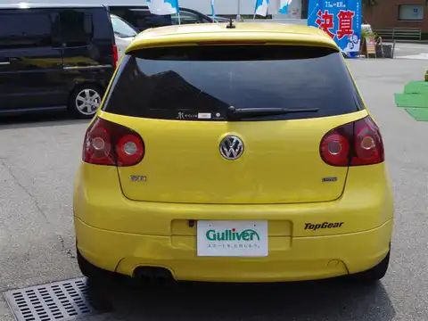 カタログ画像：ゴルフ （GOLF） ＧＴＩ ピレリ 2008年10月 ABA-1KBYD 2000cc サンフラワー 燃費12.2km / l バック