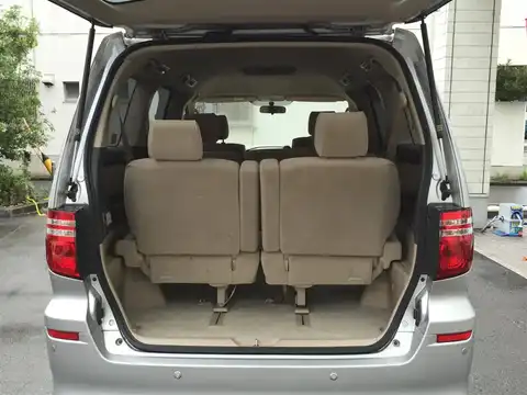 カタログ画像：アルファードＧ （ALPHARD G） ＭＸ Ｌエディション 2005年4月 TA-MNH15W 3000cc シルバーメタリック 燃費8.6km / l 内装