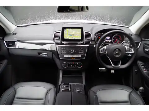 カタログ画像：ＧＬＥ （GLE） ＧＬＥ３５０ｄ ４マチックスポーツ 2015年10月 LDA-166024 3000cc ダイヤモンドホワイト（Ｍ） 燃費12.9km / l 内装