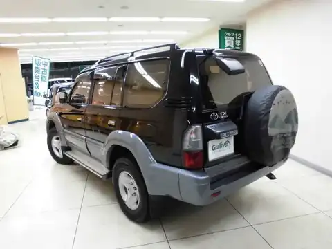 カタログ画像：ランドクルーザープラド （LAND CRUISER PRADO） ＴＸ 2002年10月 LA-RZJ120W 2700cc ダークブルーマイカメタリック 燃費8.5km / l バック