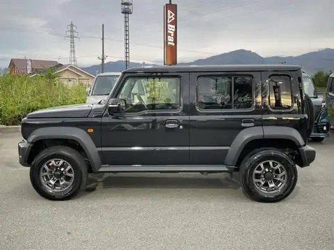 カタログ画像：ジムニー （JIMNY） ＸＧ 2025年11月 3BA-JB64W 660cc 燃費14.3km / l 外装