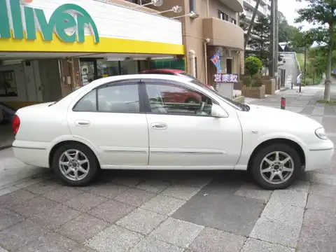 カタログ画像：ブルーバードシルフィ （BLUEBIRD SYLPHY） １８Ｖｉ ７０ｔｈ 2003年5月 UA-QG10 1800cc ホワイトパール（３Ｐ） 燃費16.0km / l 外装