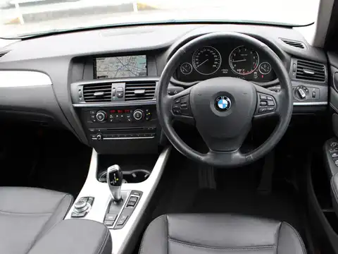 カタログ画像：Ｘ３ （X3） ｘＤｒｉｖｅ ２０ｉ ハイラインパッケージ 2012年3月 DBA-WX20 2000cc 燃費13.2km / l 内装