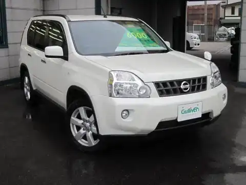 カタログ画像：エクストレイル （X-TRAIL） ２０Ｘt 2009年4月 DBA-NT31 2000cc ホワイトパール（３Ｐ） 燃費13.2km / l メイン（その他）