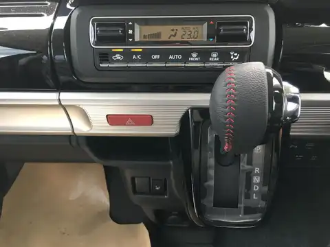 カタログ画像：フレアワゴンカスタムスタイル （FLAIR WAGON CUSTOM STYEL） ハイブリッドＸＳ 2019年10月 DAA-MM53S 660cc ムーンライトバイオレットパールメタリック 燃費26.4km / l 内装