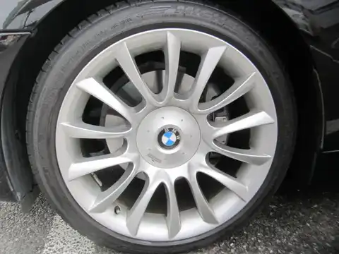 カタログ画像：７シリーズ （7 SERIES） ７５０ｉ ダイナミック・スポーツ・エディション 2008年10月 ABA-HL48 4800cc ルビー・ブラック 燃費7.3km / l タイヤ