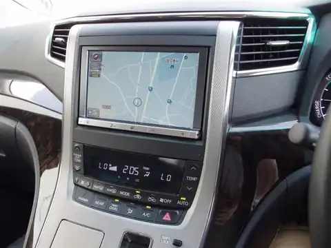 カタログ画像：アルファードハイブリッド （ALPHARD HYBRID） ハイブリッドＳＲ サイドリフトアップシート装着車 2011年11月 DAA-ATH20W 2400cc ダークバイオレットマイカメタリック 燃費16.2km / l 内装