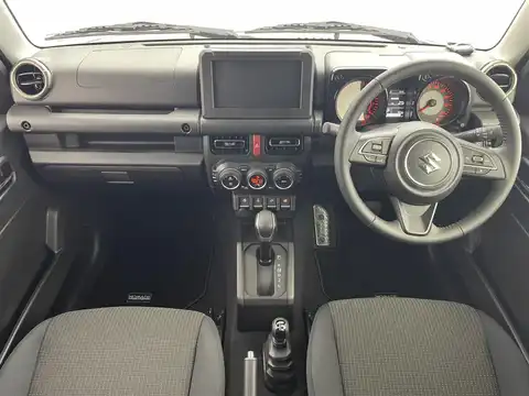 カタログ画像：ジムニーノマド （JIMNY NOMADE） ＦＣ 2025年4月 3BA-JC74W 1500cc シフォンアイボリーメタリック2ブラック2トーンルーフ 燃費13.6km / l フロント