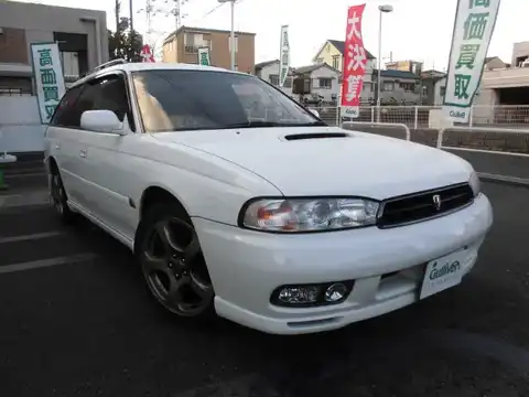 カタログ画像：レガシィツーリングワゴン （LEGACY TOURING WAGON） ＧＴ Ｖリミテッド 1997年6月 E-BG5 2000cc ピュアホワイト 燃費11.0km / l メイン（その他）