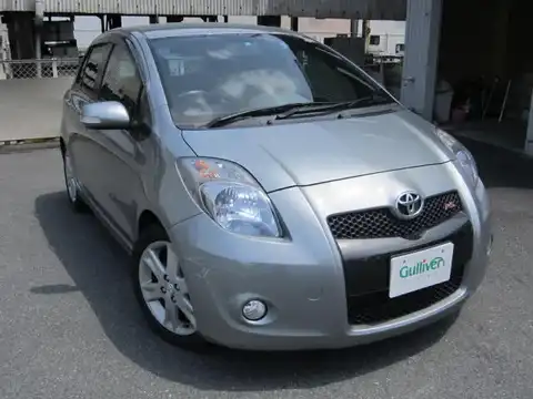 カタログ画像：ヴィッツ （VITZ） ＲＳ 2007年8月 DBA-SCP90 1300cc ミディアムシルバーメタリック 燃費19.6km / l メイン（その他）