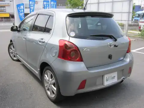 カタログ画像：ヴィッツ （VITZ） ＲＳ 2007年8月 DBA-SCP90 1300cc ミディアムシルバーメタリック 燃費19.6km / l バック