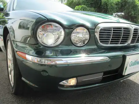 カタログ画像：ＸＪ （XJ） ＸＪ８ ３．５ 2004年4月 GH-J72RA 3500cc ブリティッシュレーシンググリーン 燃費7.1km / l 外装