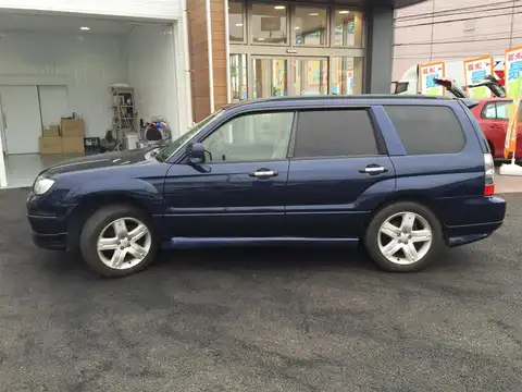 カタログ画像：フォレスター （FORESTER） ２．０ＸＳ 2005年1月 CBA-SG5 2000cc リーガルブルー・パール 燃費13.6km / l 外装