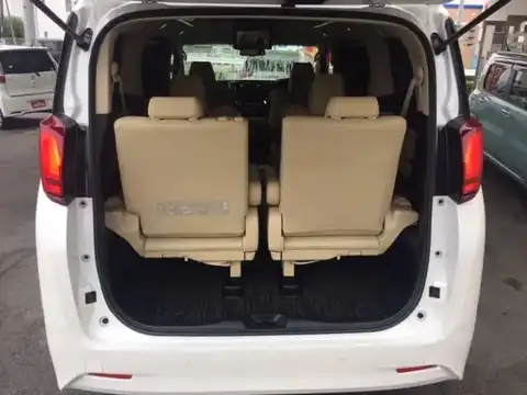 カタログ画像：アルファードハイブリッド （ALPHARD HYBRID） ハイブリッドＧ 2019年10月 DAA-AYH30W 2500cc ラグジュアリーホワイトパールクリスタルシャインガラスフレークorホワイトパールクリスタルシャイン 燃費18.4km / l 内装